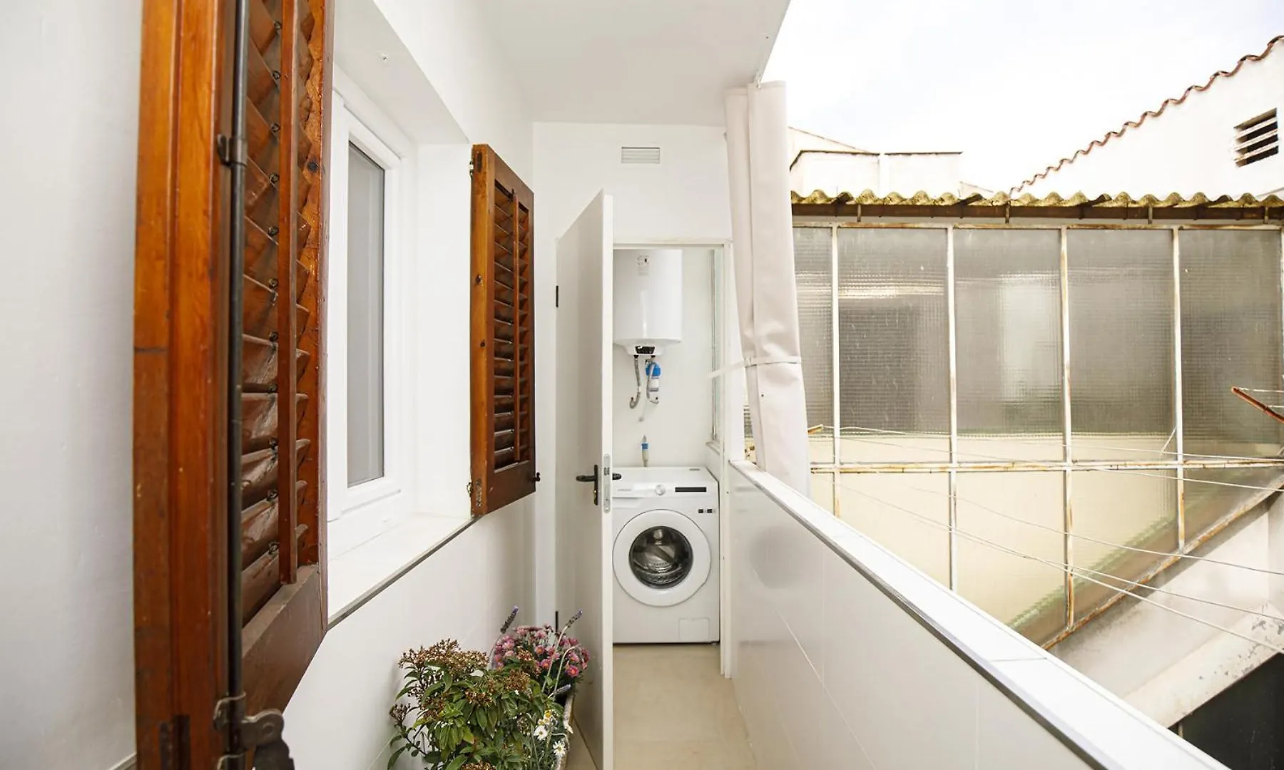 Apartamento De Tres Habitaciones En Girona 0*,  Spain